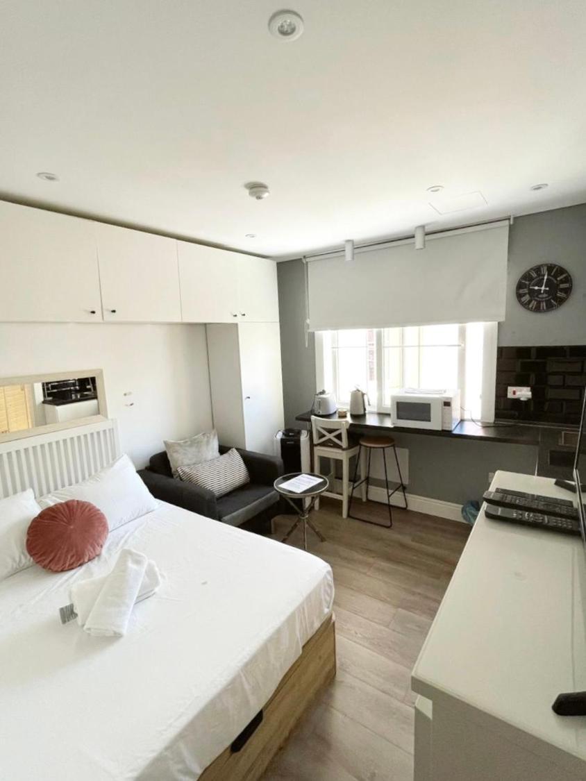 Stylish City Centre Studio - Grand Central House Gibraltar Extérieur photo