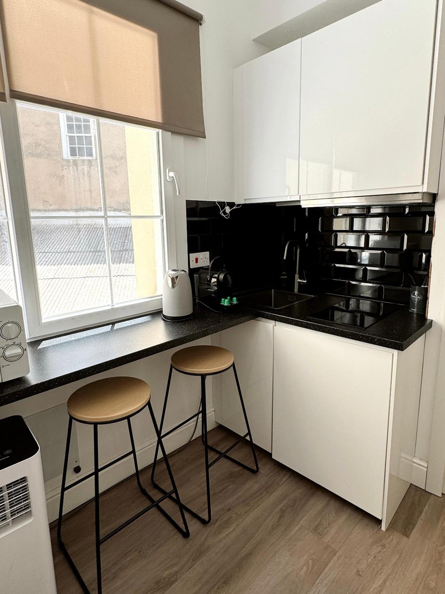 Stylish City Centre Studio - Grand Central House Gibraltar Extérieur photo