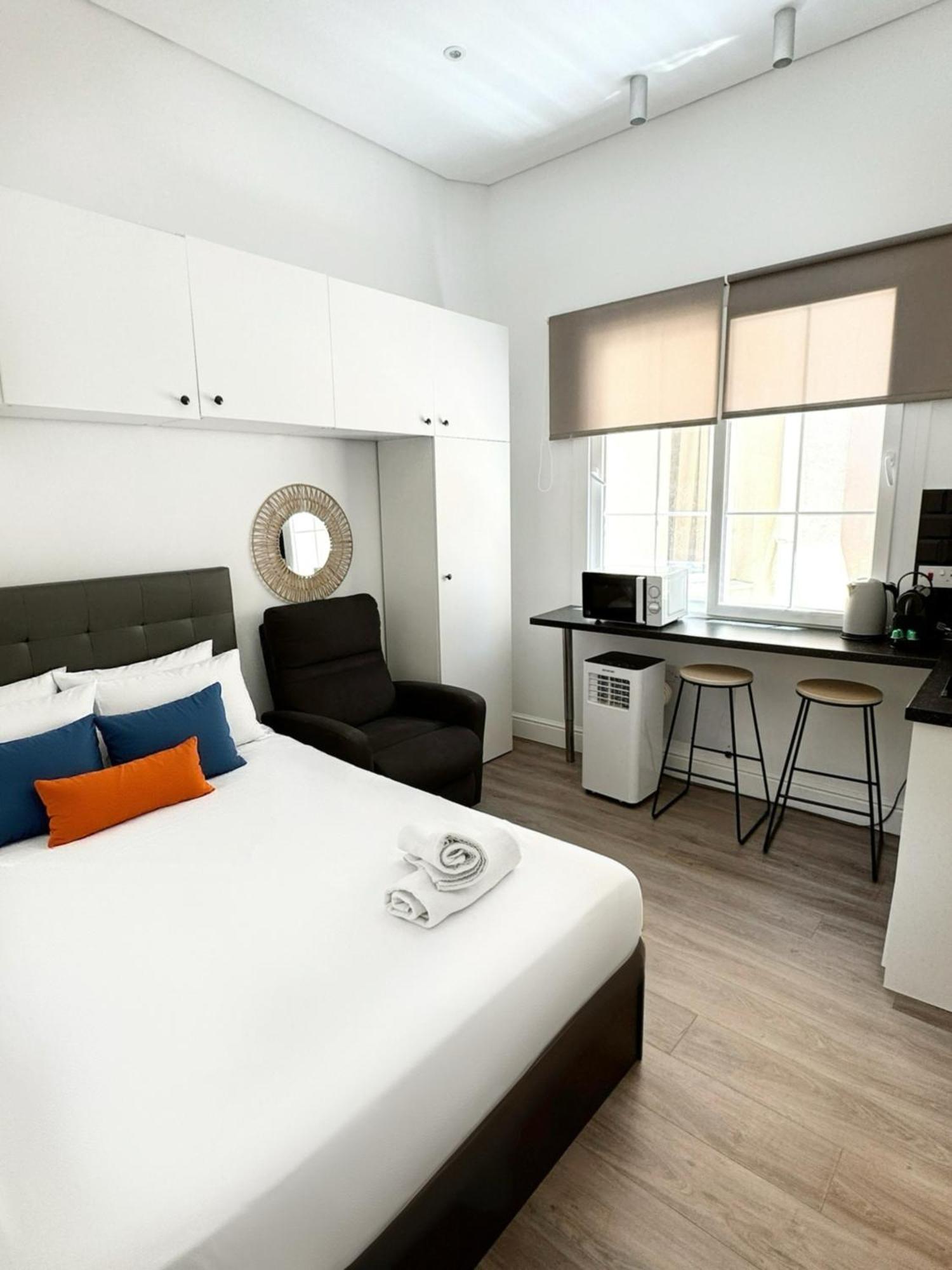 Stylish City Centre Studio - Grand Central House Gibraltar Extérieur photo